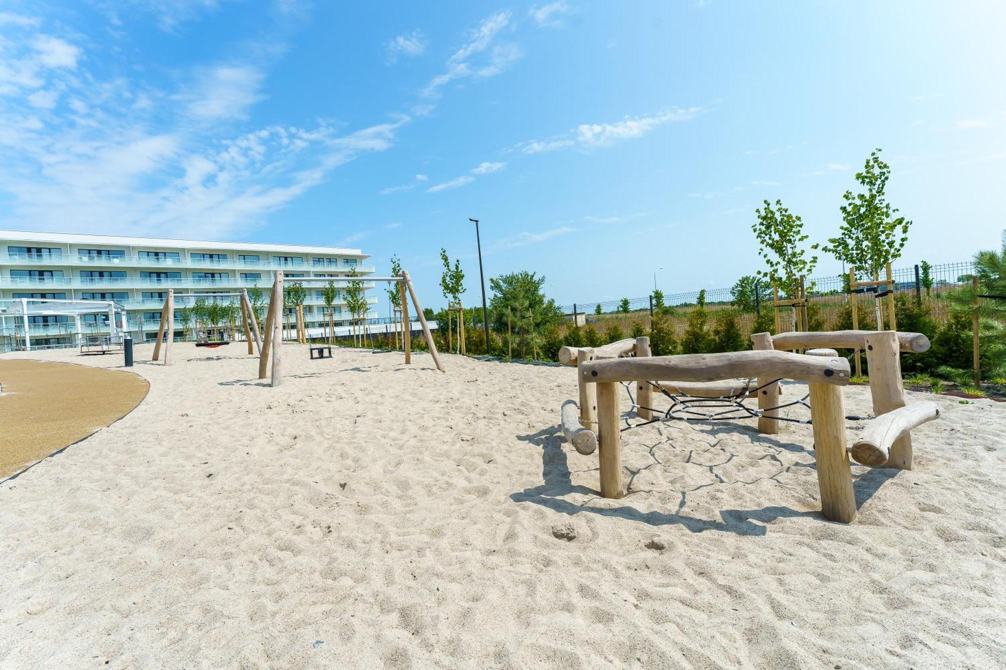 Polanki Aqua Apartamenty Z Basenem I Wellness Idealne Dla Rodzin Колобжег Екстер'єр фото